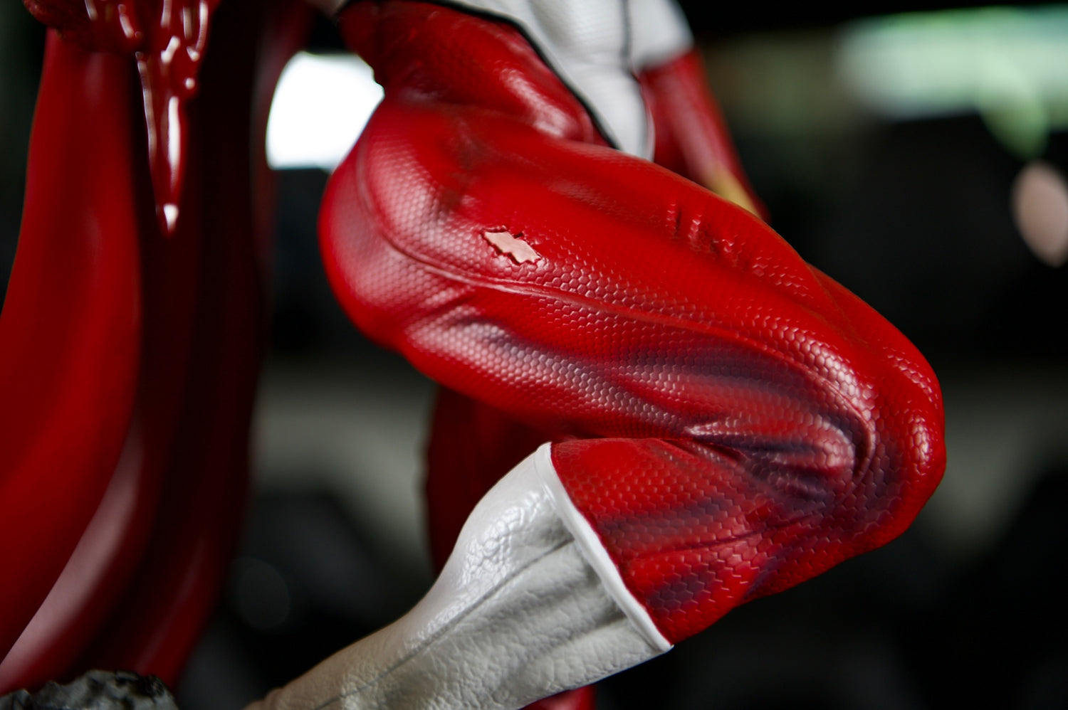 Invincible - Omni Man | 1:4 Resin Statue | von Imaginary Koncepts