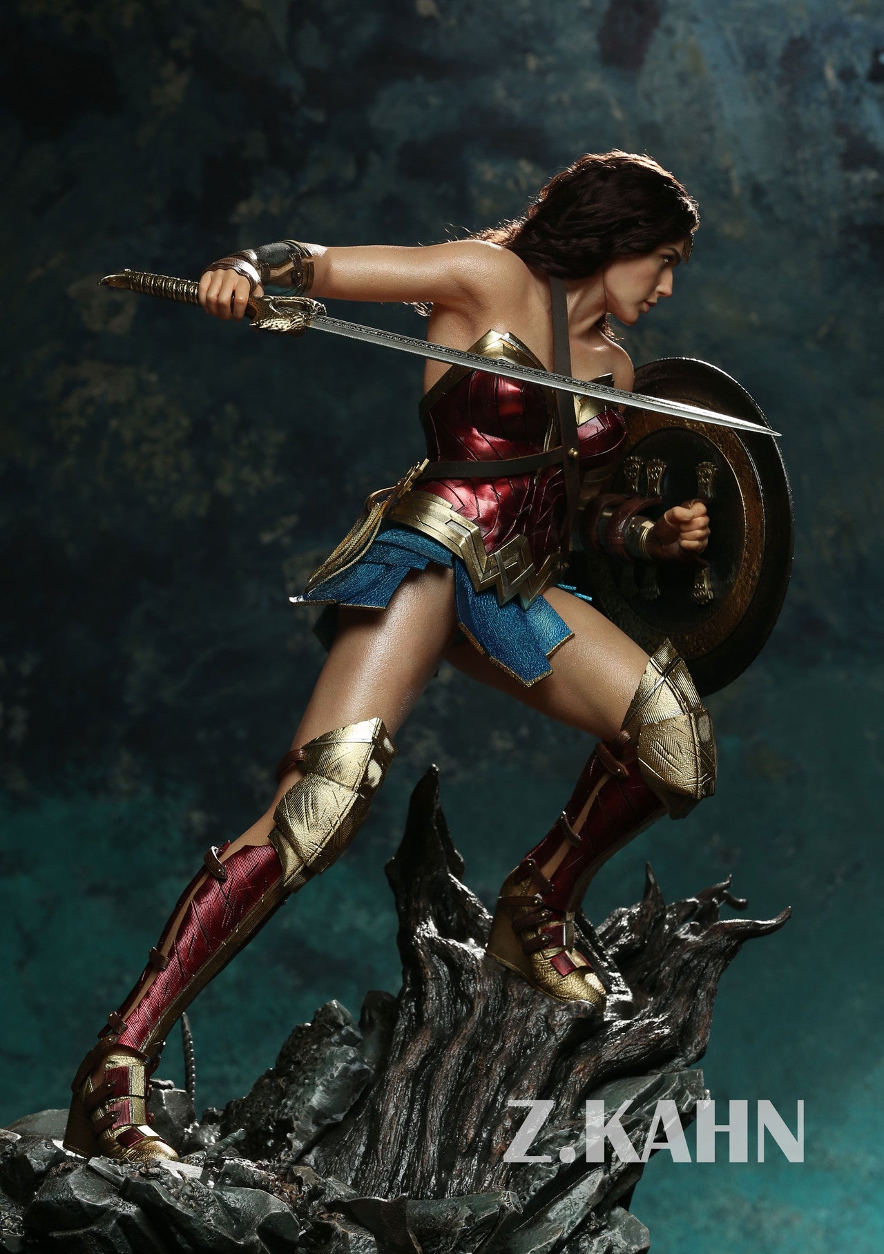 DC Comic - Wonder Woman (Femme Fatale) | 1:3 Resin Statue | von Z.KAHN Studio