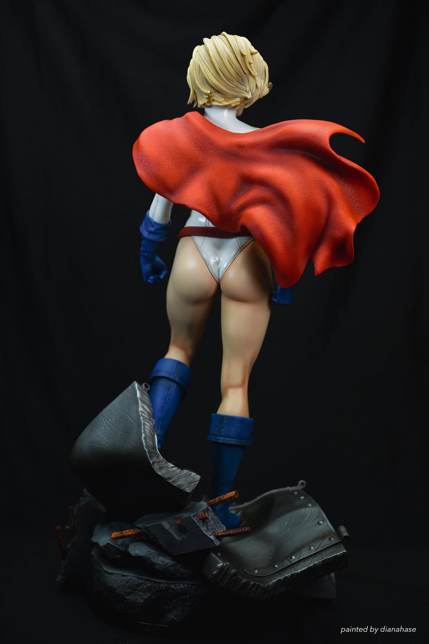 DC Comics - Power Girl | 1:4 Resin Statue | von Dazzling Designs Studio