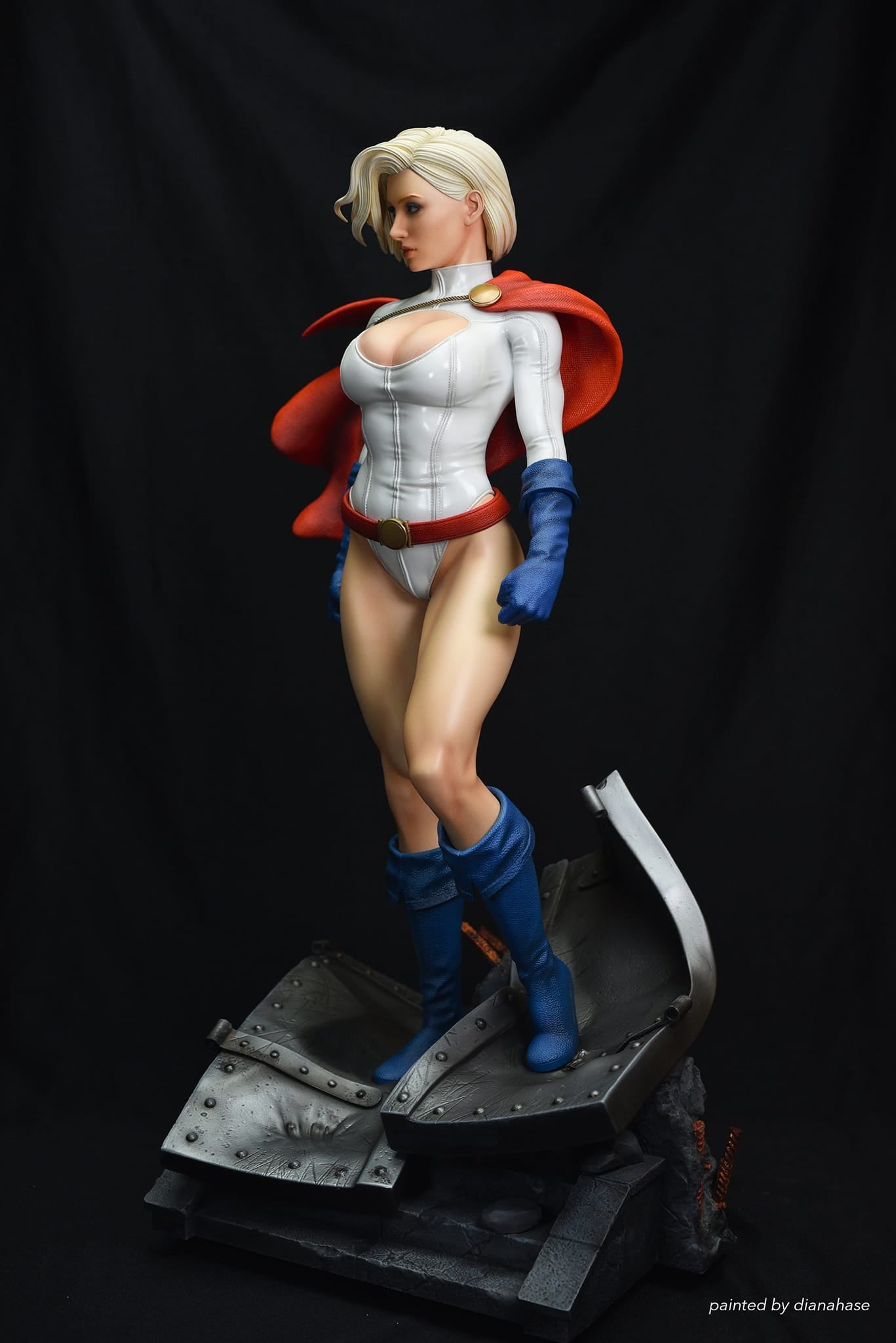 DC Comics - Power Girl | 1:4 Resin Statue | von Dazzling Designs Studio