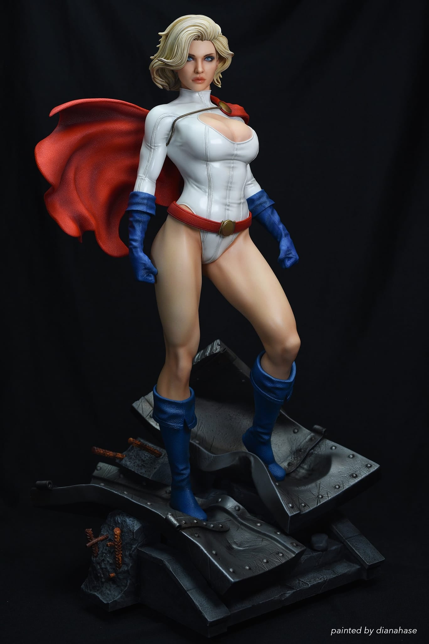 DC Comics - Power Girl | 1:4 Resin Statue | von Dazzling Designs Studio