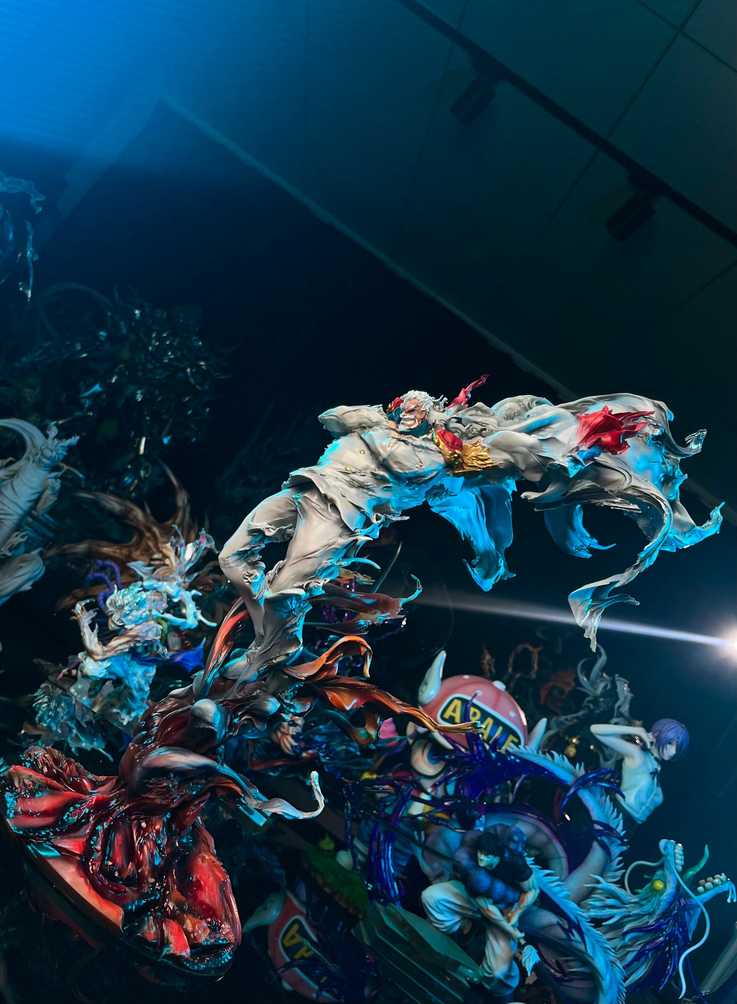 One Piece - Monkey D. Garp | 1:6 Resin Statue | von Iron Curtain Studio