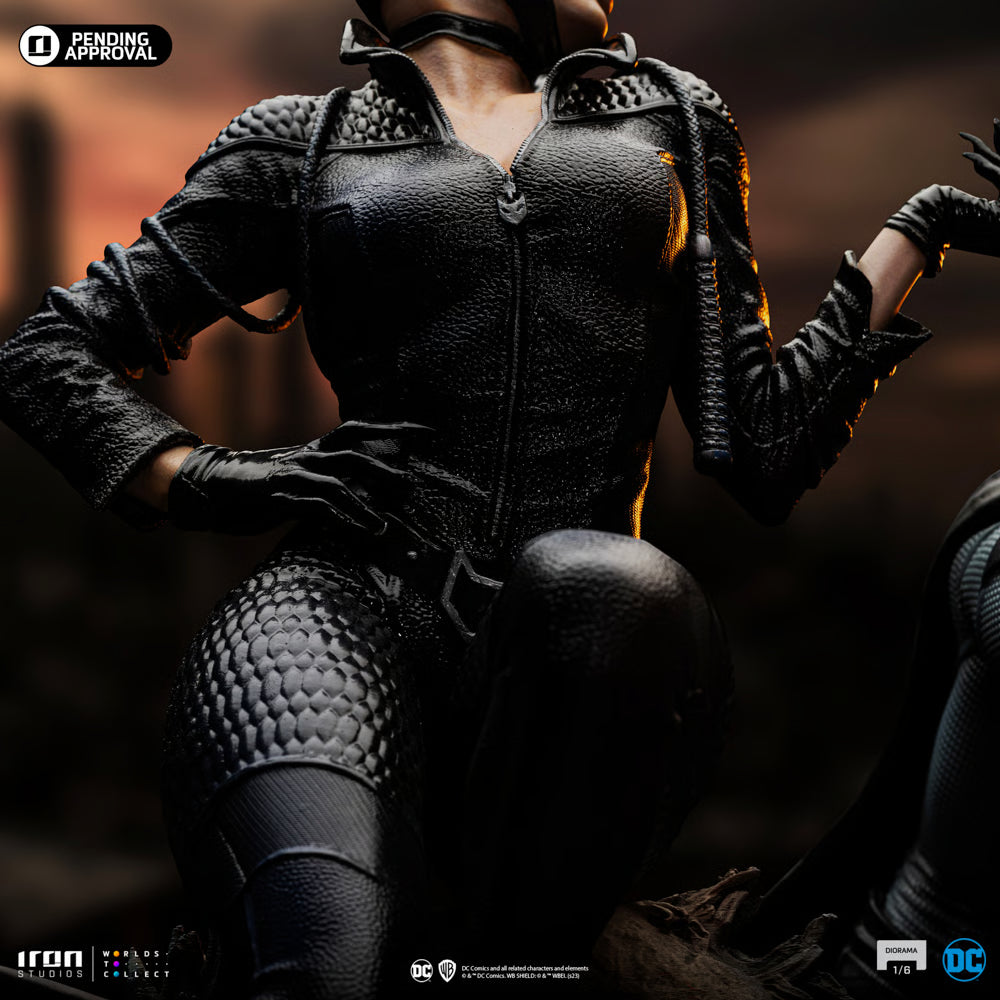 DC Comics - Batman & Catwoman | 1:6 Resin Statue | von Iron Studios