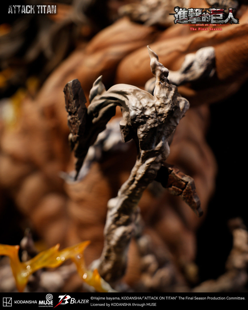 Attack on Titan - Attack on Titan Bust | Resin Statue | by Blazer Studio
