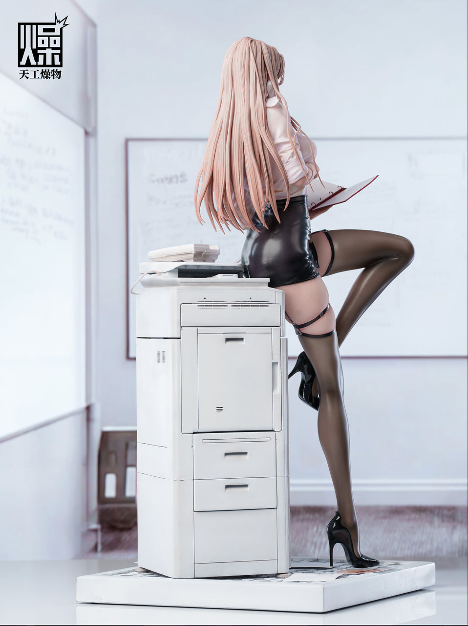 Original - Private Secretary | 1:4 Resin Statue | by TGZW Studio