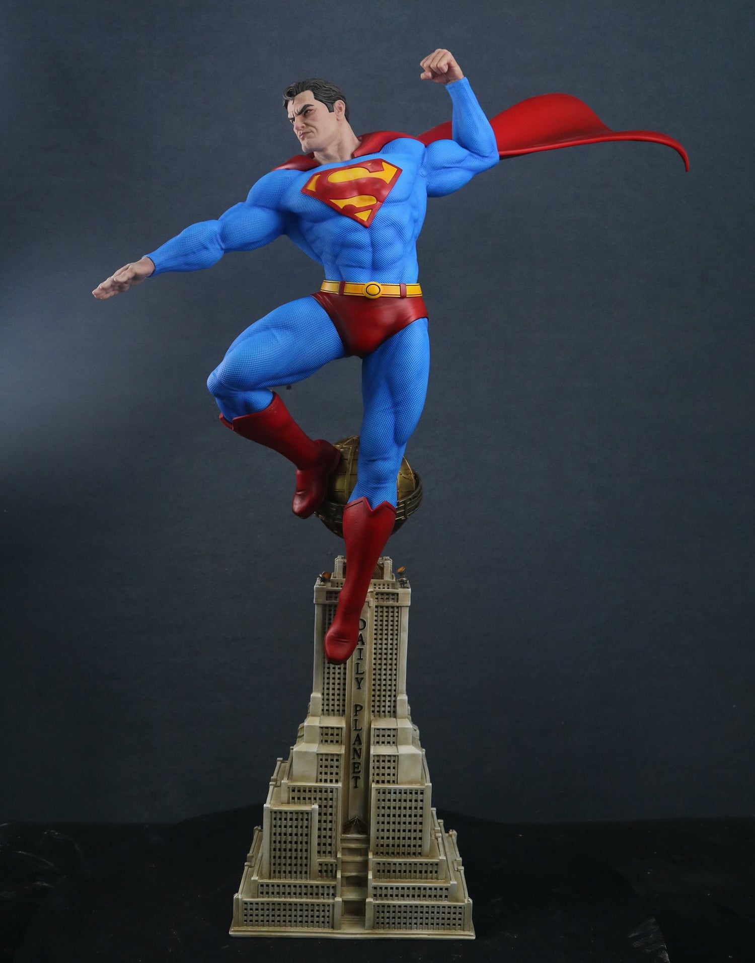 DC Comics - Superman | 1:4 Resin Statue | von MFA Collectibles