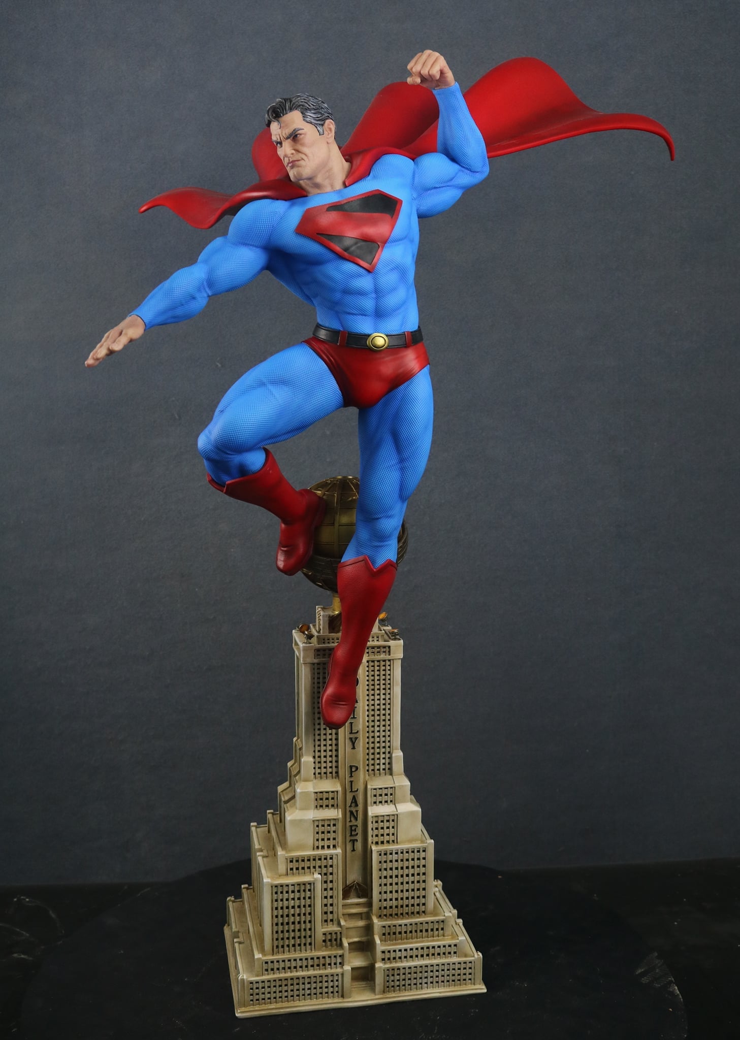 DC Comics - Superman | 1:4 Resin Statue | von MFA Collectibles