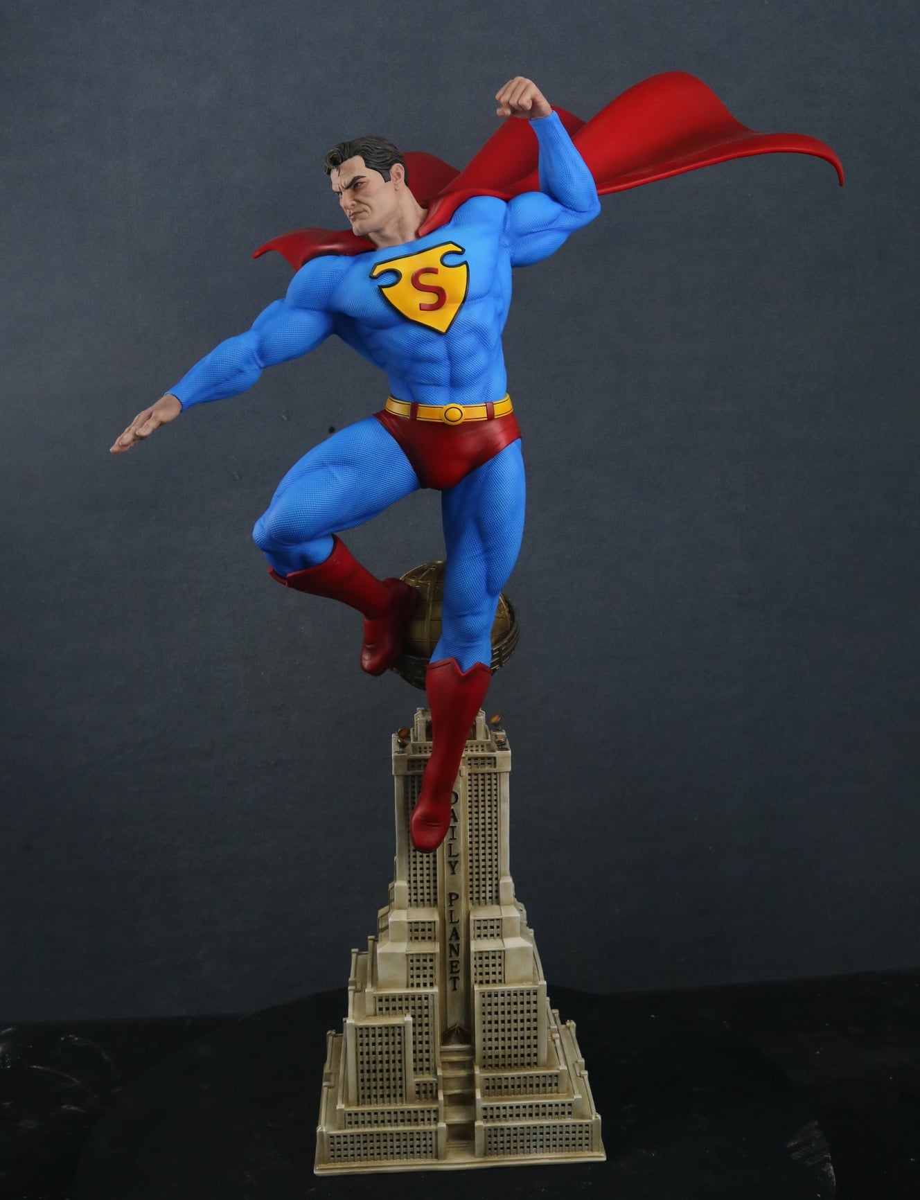 DC Comics - Superman | 1:4 Resin Statue | von MFA Collectibles