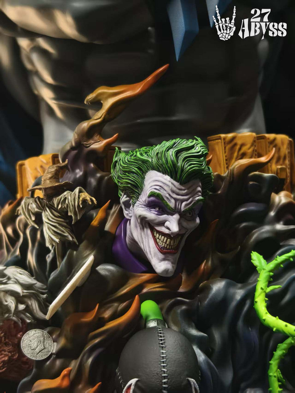 DC Comics - Batman Bust | 1:3/1:1 Resin Statue | by 27abyss Studio