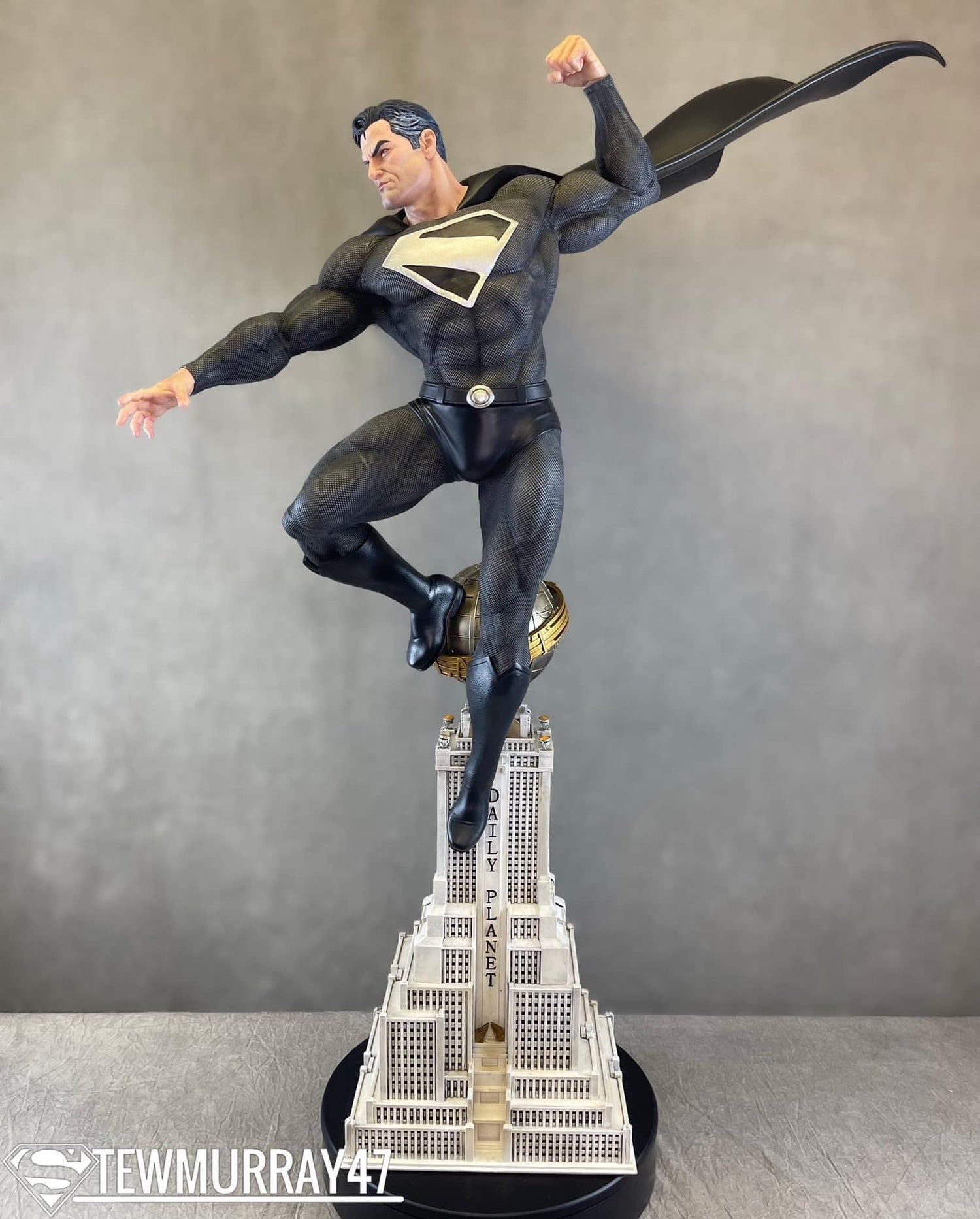 DC Comics - Superman | 1:4 Resin Statue | von MFA Collectibles