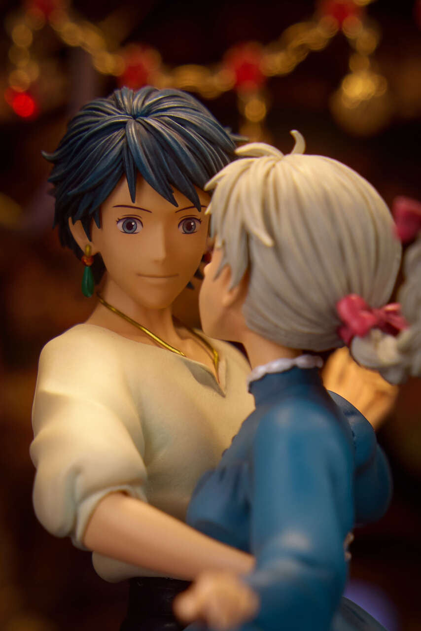 Howl's Moving Castle - Howl's Moving Castle | Resin Statue | by