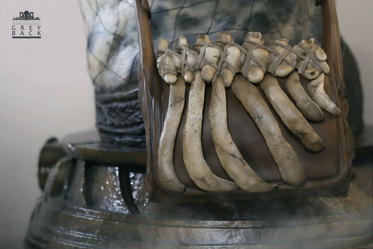 パリセイズ PREDATOR DEFEATED 胸像 Predator - Elder Greyback Bust | Resin Statue | by Deepmyth Studio