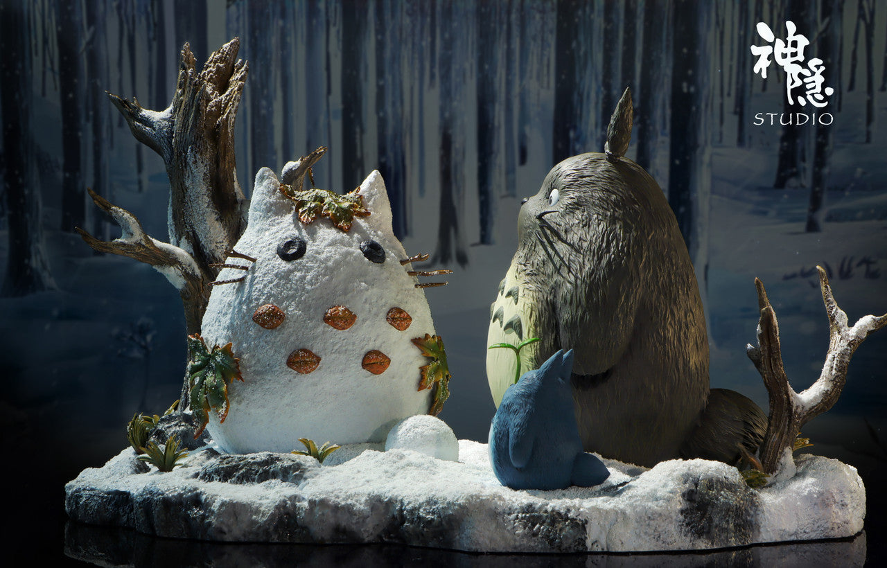 My Neighbor Totoro - Totoro play in the snowfield | 1:6 Resin Statue | by ShenYin Studio