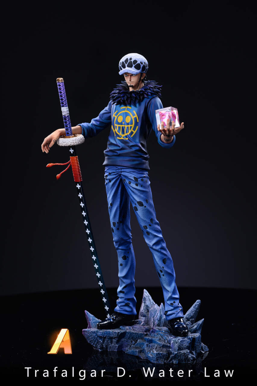 One Piece - Trafalgar D Water Law | Resin Statue | by HX & SY Studio