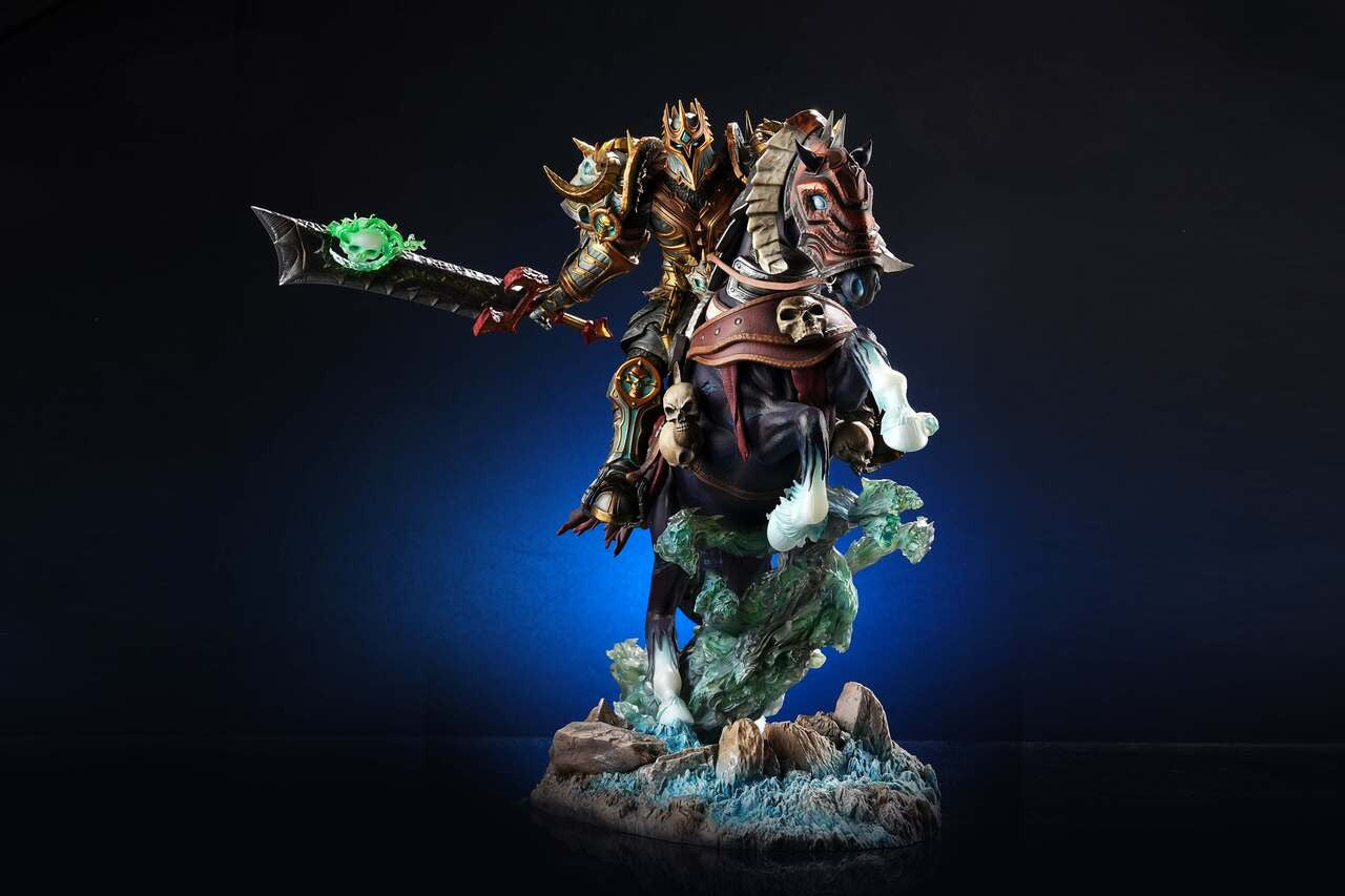 競馬 騎手 フィギュア BROCKEN  4体セット ストラップ付き Brock Lesnar w/ WWE Wrekkin' Forklift by Mattel!