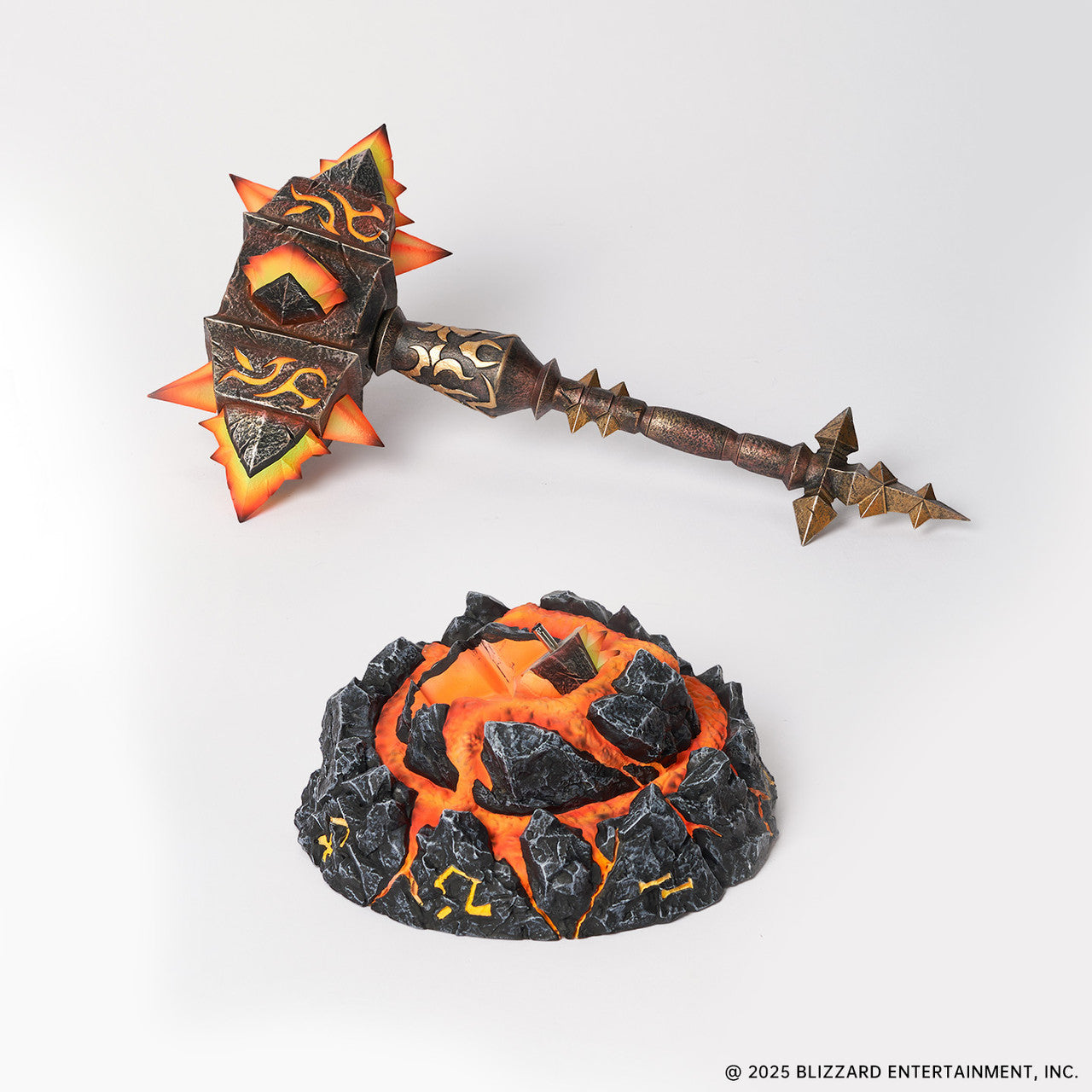 World of Warcraft - Sulfuras Hand of Ragnaros | Resin Statue | by Blizzard