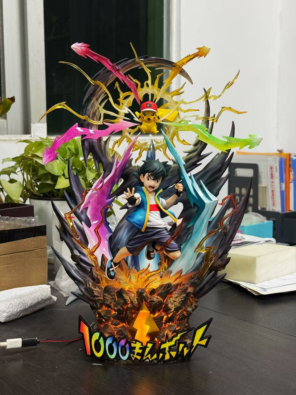 Pokemon - Ash Ketchum & Pikachu Thunderbolt | 1:8 Resin Statue | by White Noise Studio