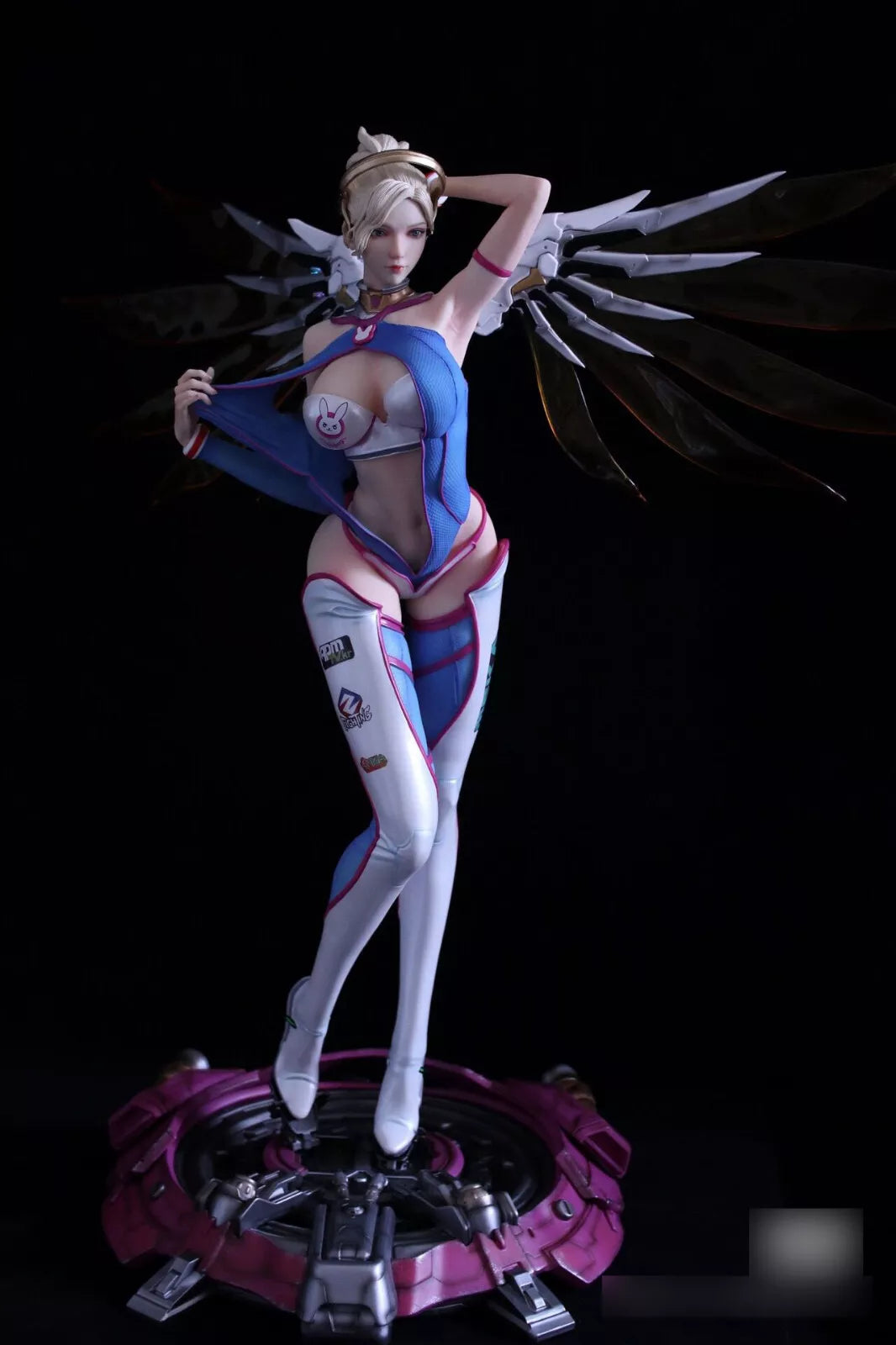 Overwatch - DVa (Mercy Cosplay) | 1:6 Resin Statue | von Faceted Pebble Studio